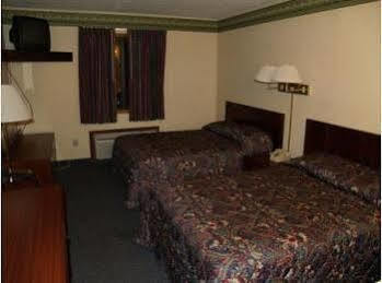 Pounding Mill Budget Inn Of Tazewell County מראה חיצוני תמונה